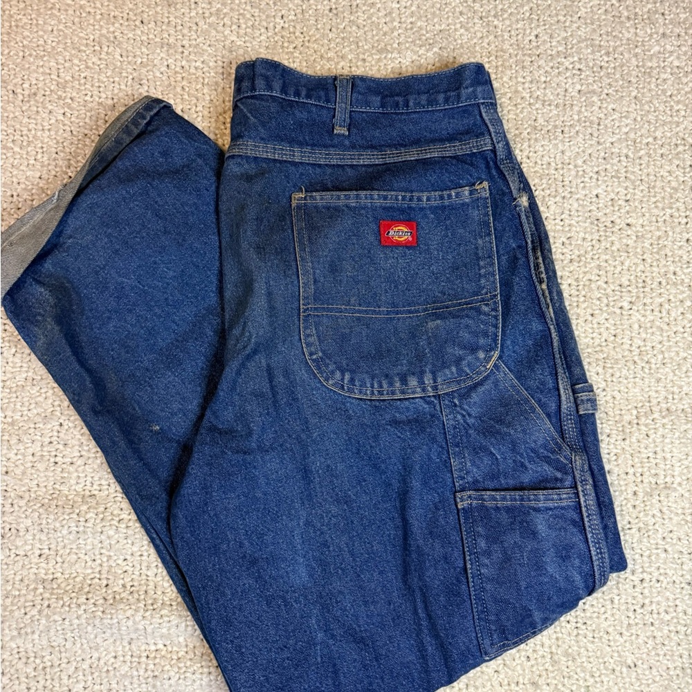 Relaxed Blue Jeans with Classic Indigo Style